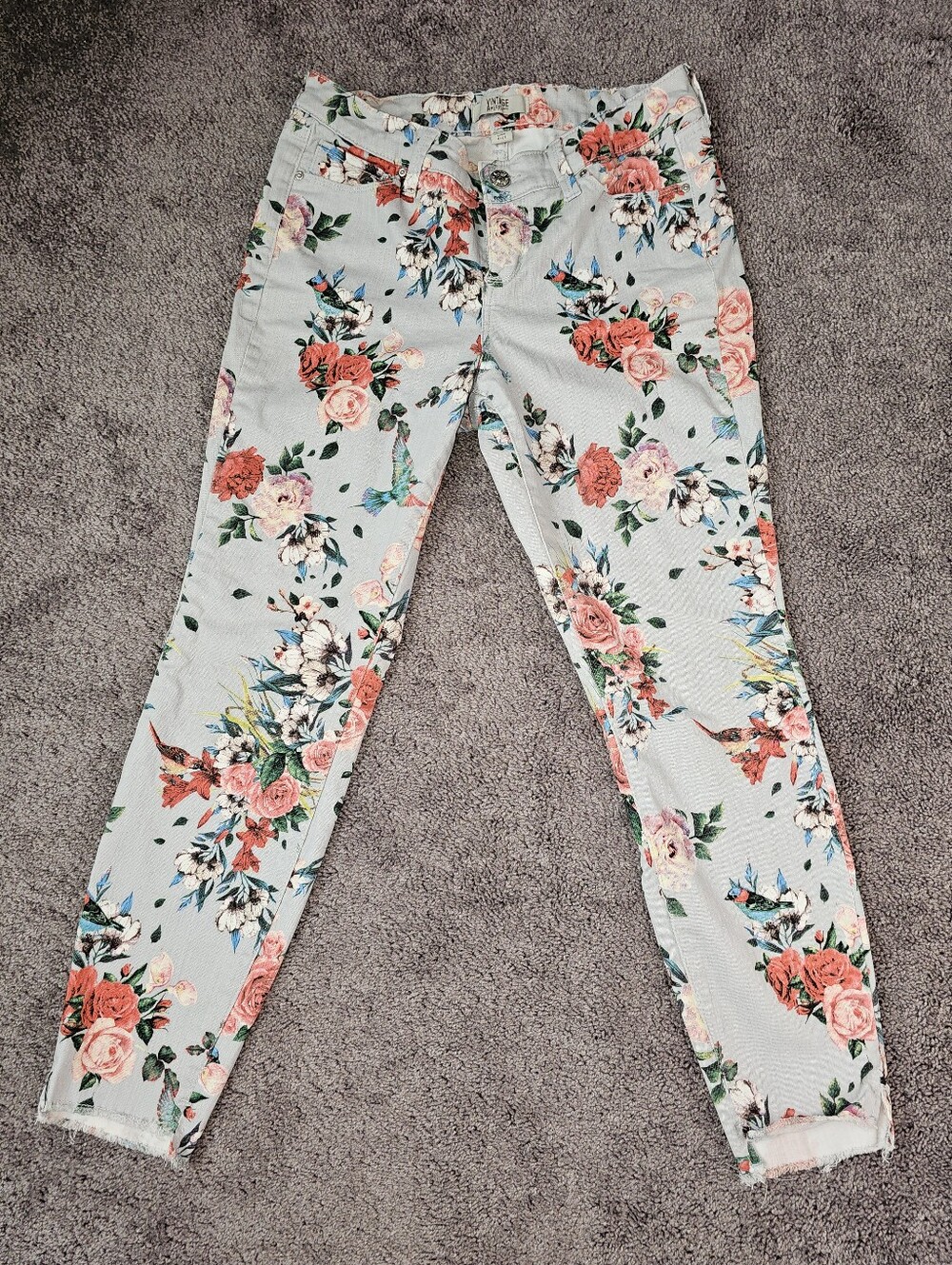 Vintage America Blues Floral Roses Jeans Sz 4/27